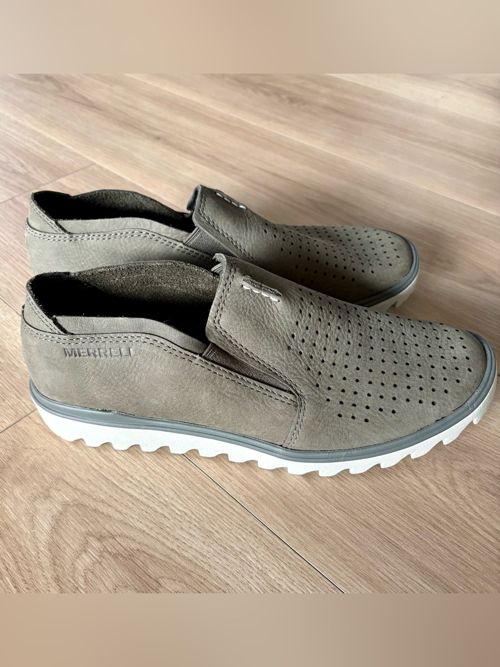 Merrell Men's Gray Slip-On Loafers